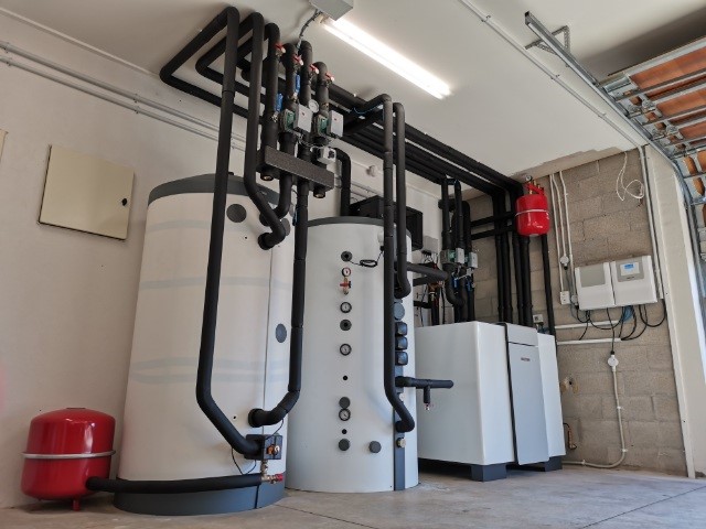 STIEBEL ELTRON Hydronic Heating STIEBEL ELTRON Hydronic Heating